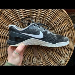 Nike Women’s WMNS Metcon 3 Trainers